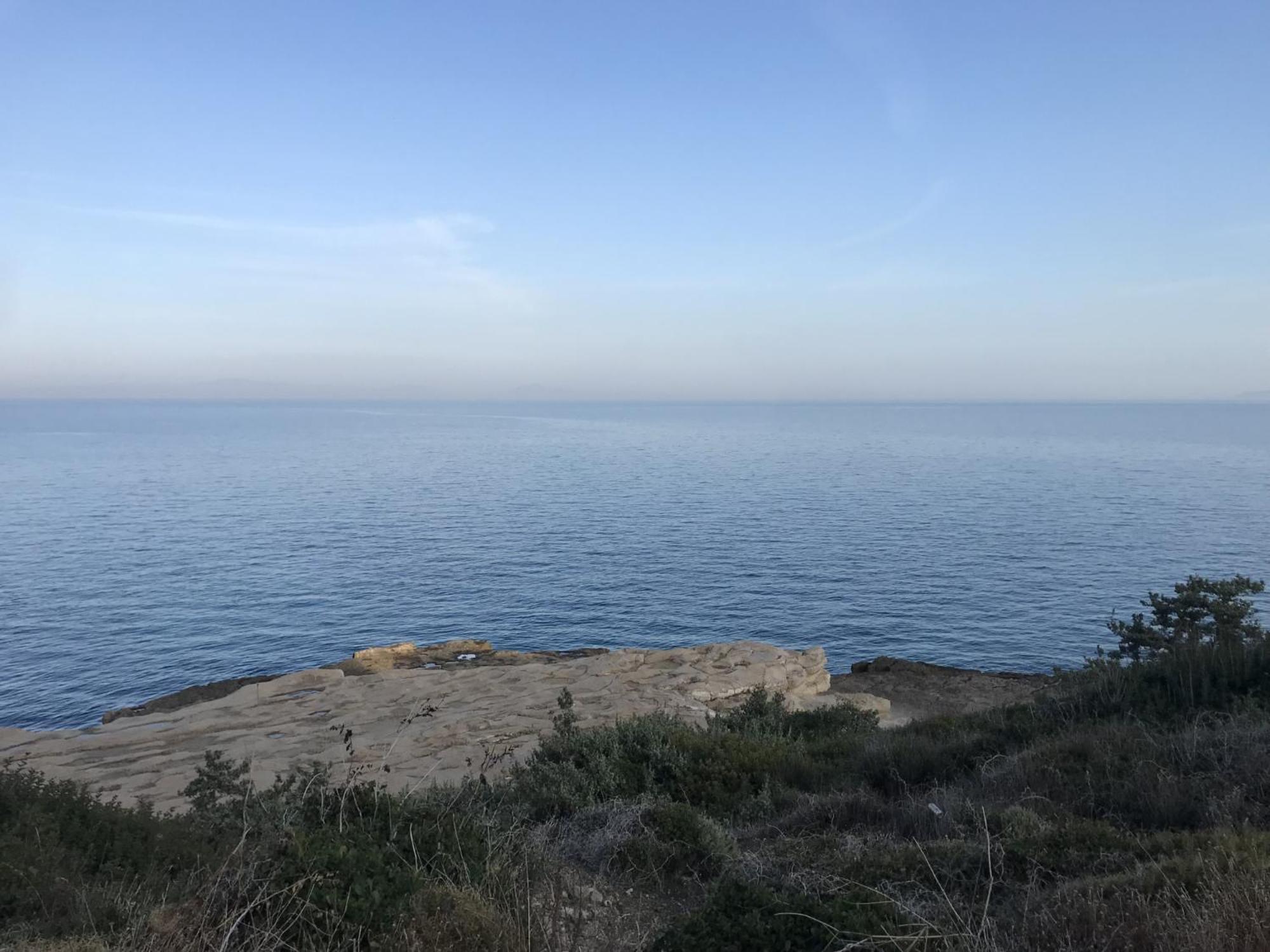 Tiny House Framed By Nature Near Sea In Karaburun Villa Smirne Esterno foto