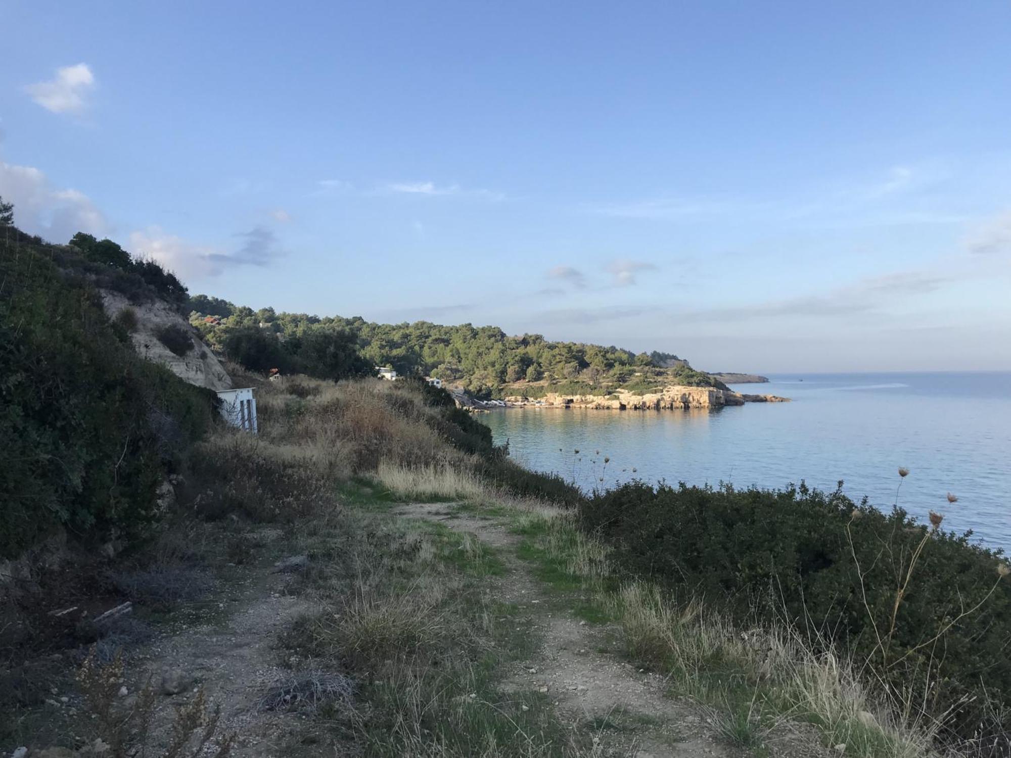 Tiny House Framed By Nature Near Sea In Karaburun Villa Smirne Esterno foto